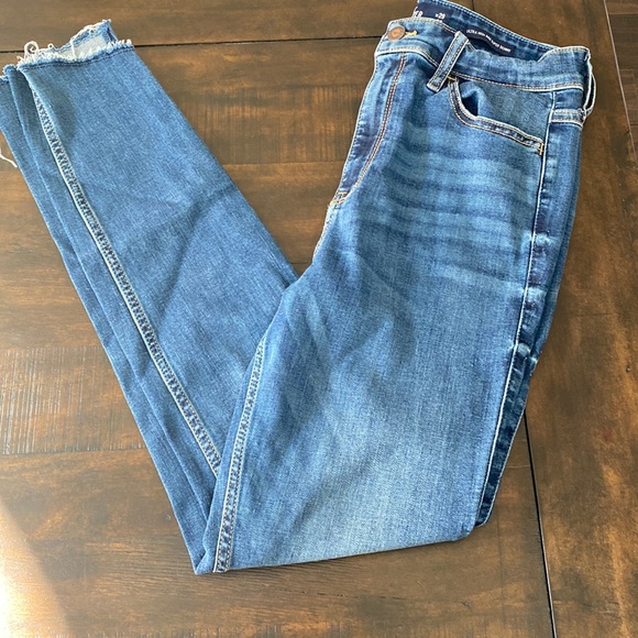Hollister Denim - Hollister Ultra High Rise Super Skinny